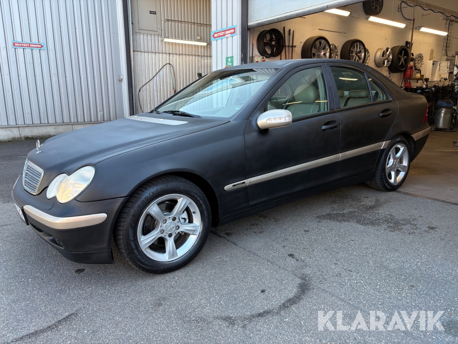 Mercedes-Benz C 200