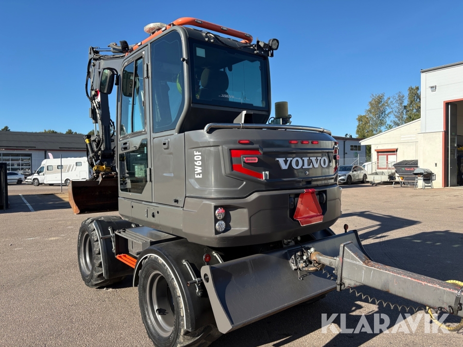 Grävmaskin Volvo EW60E tippvagn