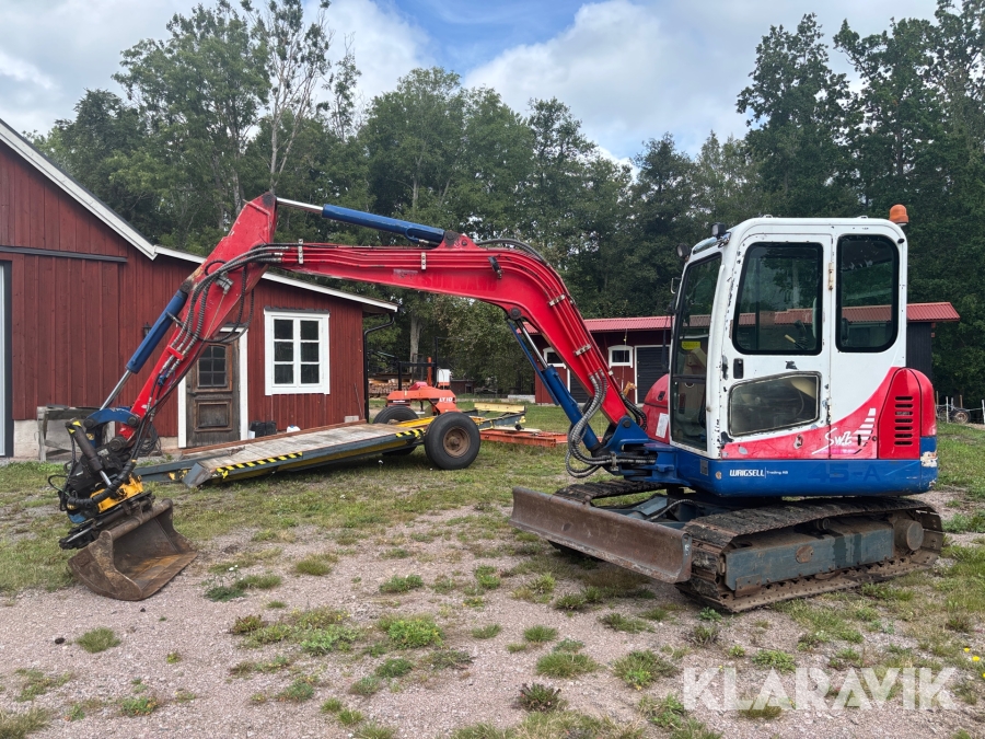 Grävmaskin Sunward SWE45A med redskap