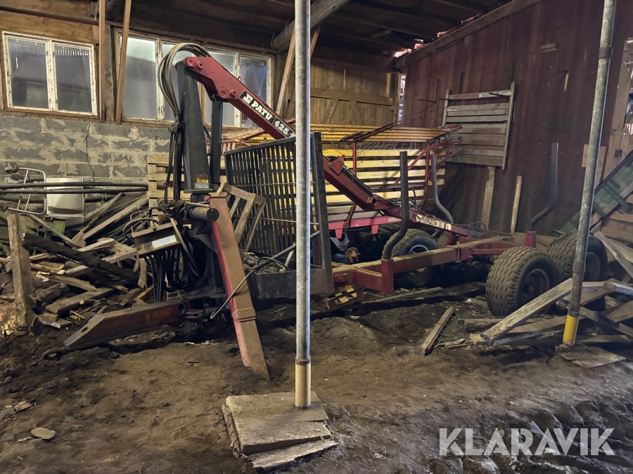 Skogsvagn Kesla Patu 425 med rotator Finn Valves 2000kg 