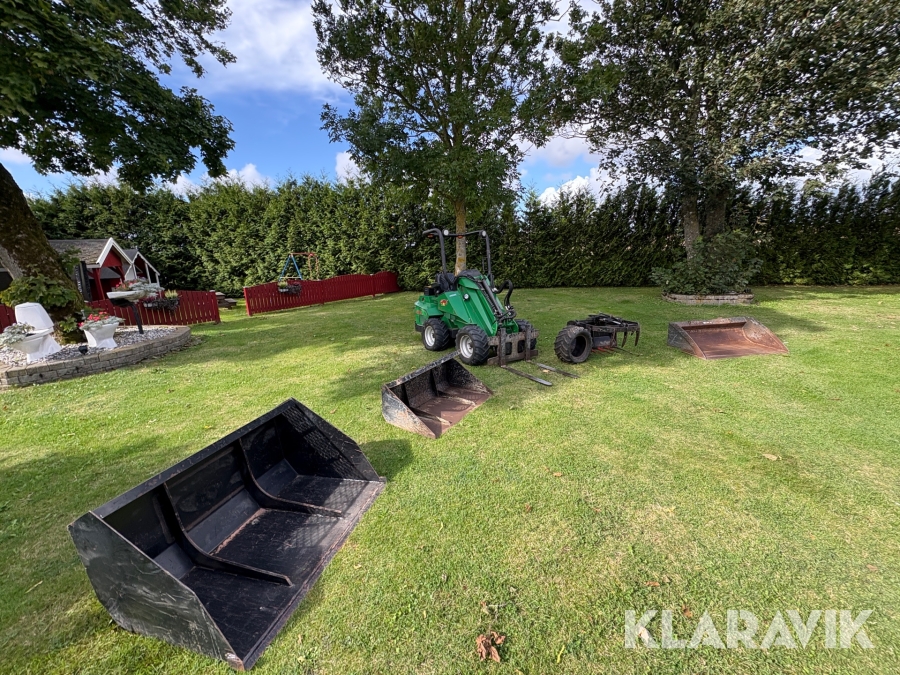 Hjullastare Avant 530+ Med tillbehör