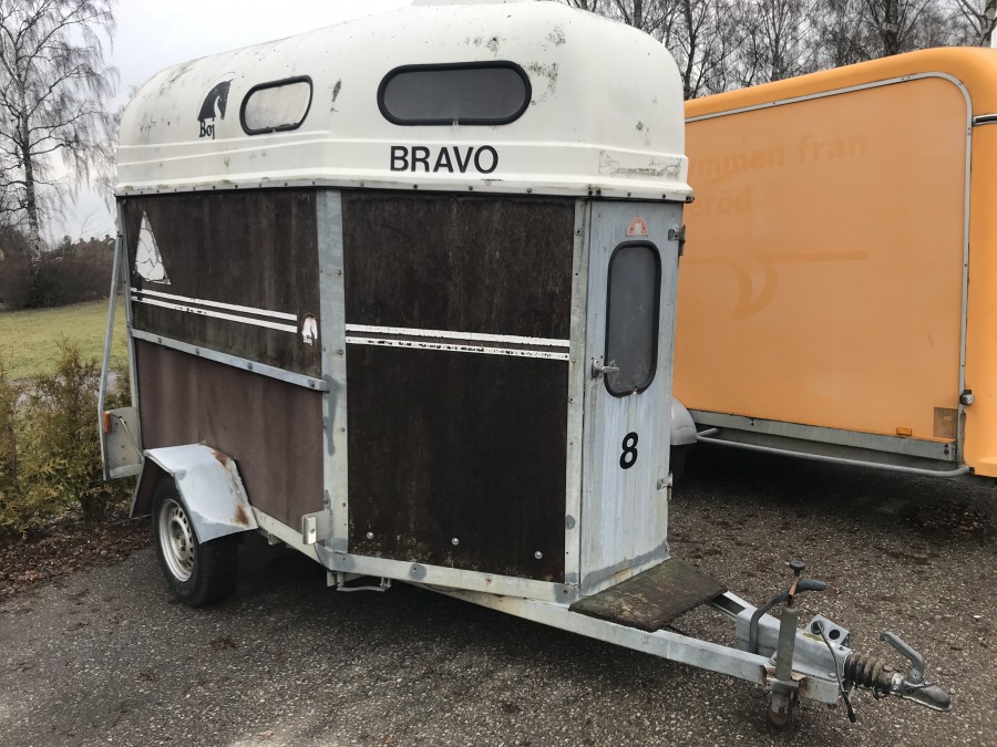 Hästsläp Boj Bravo