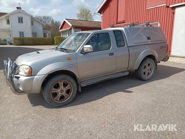 Pickup Nissan Navara Enkelhytt