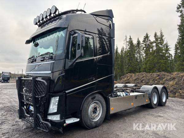 Lastbil Volvo FH 540 tandem 6x4 med boggilyft och cameleontsystem 
