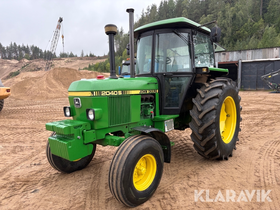 Traktor John Deere 2040s