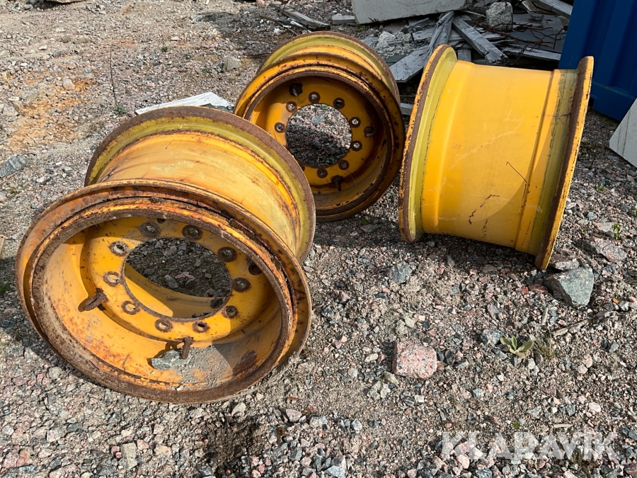 Lastmaskinsfälgar 3st Volvo L70 D E