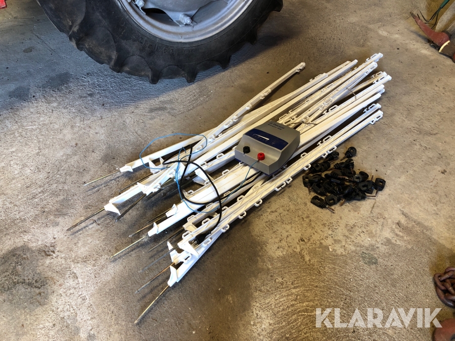 Elstängselaggregat med stolpar 