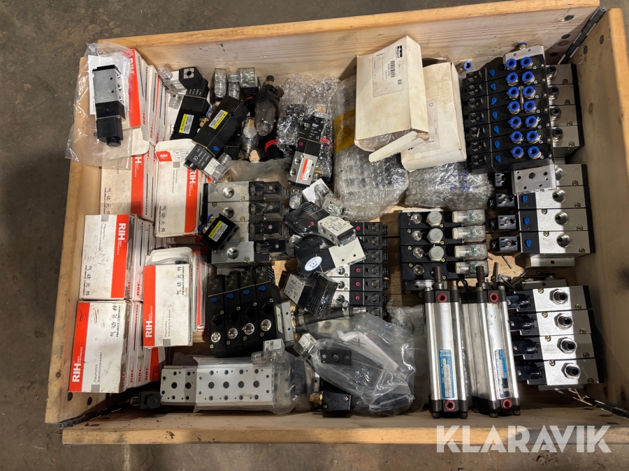 Diverse elstyrda luftventiler