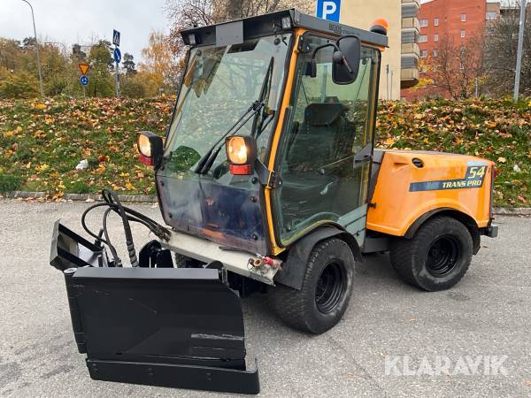 Redskapsbärare Belos Trans Pro 54 med vikplog