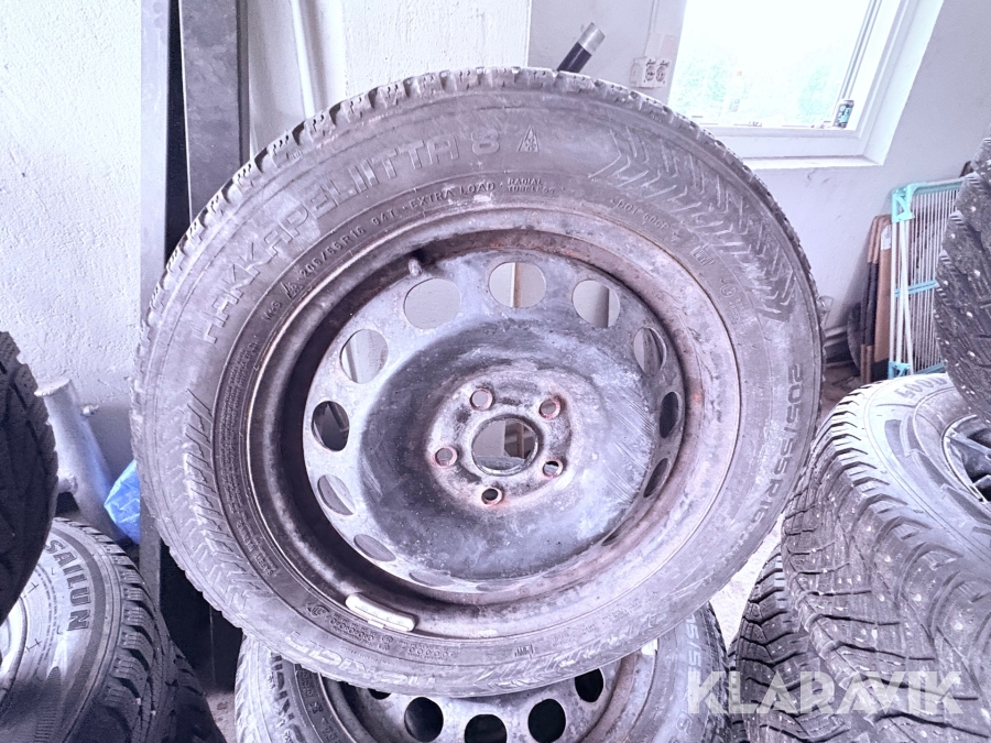 Dubbdäck på fälg Hakkapeliitta 205/55R16 4st
