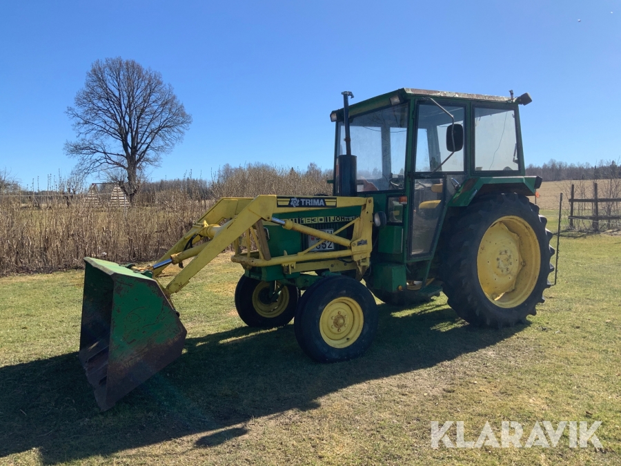 Traktor med lastare John Deere 1630
