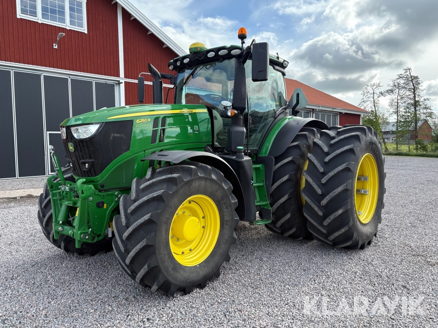 Traktor John Deere 6250R