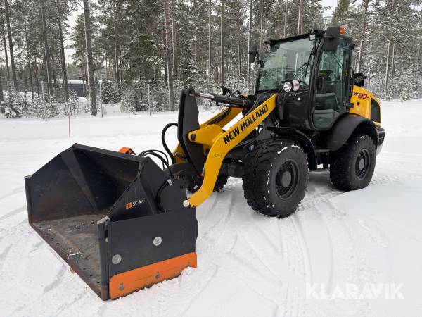 Hjullastare New Holland W80C 4WD med redskap