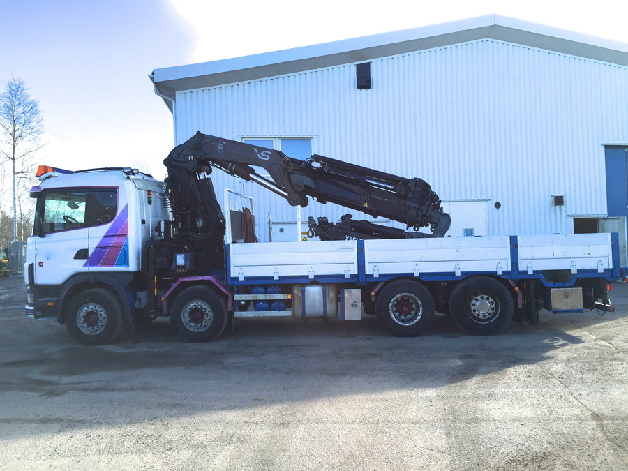 Kranbil m HIAB 700E-7 Runtomsvängande (NYBESIKTIGAD KRAN)