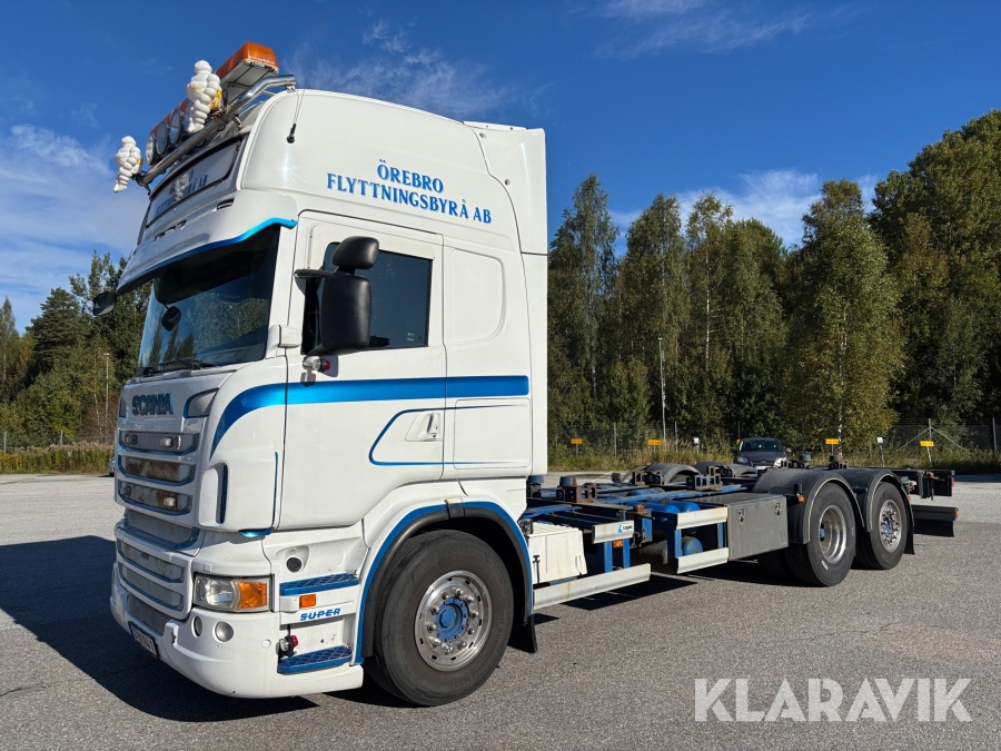 Växelflaksbil Scania R440 6x2 Lagab