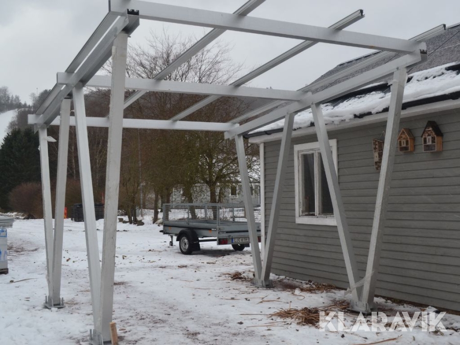 Carport med solpaneler 3,74 kW