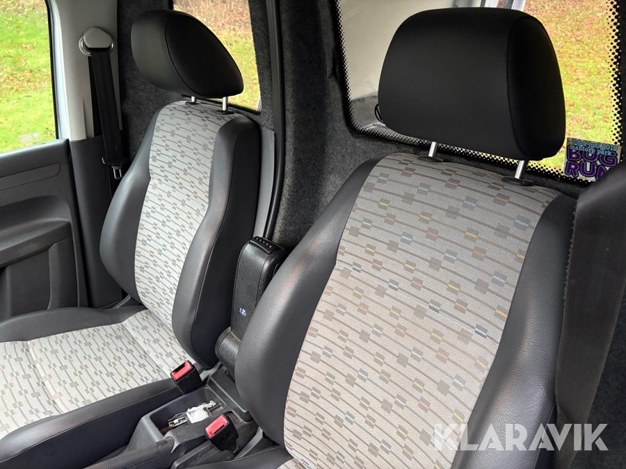 Skåpbil Volkswagen Caddy Nybesiktigad