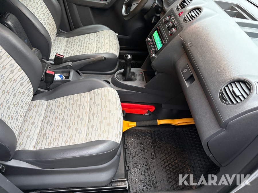 Skåpbil Volkswagen Caddy Nybesiktigad