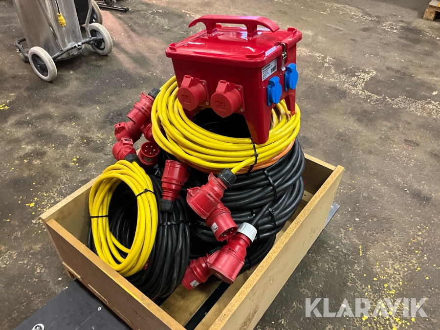 Kabel och 32a byggbox