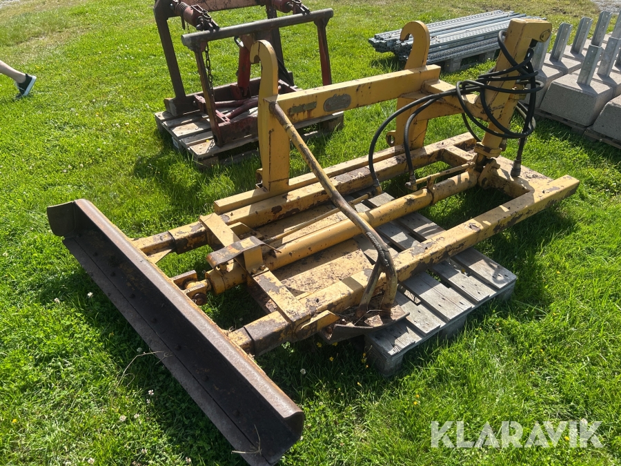 Räckesskrapa Luksta Vetksta