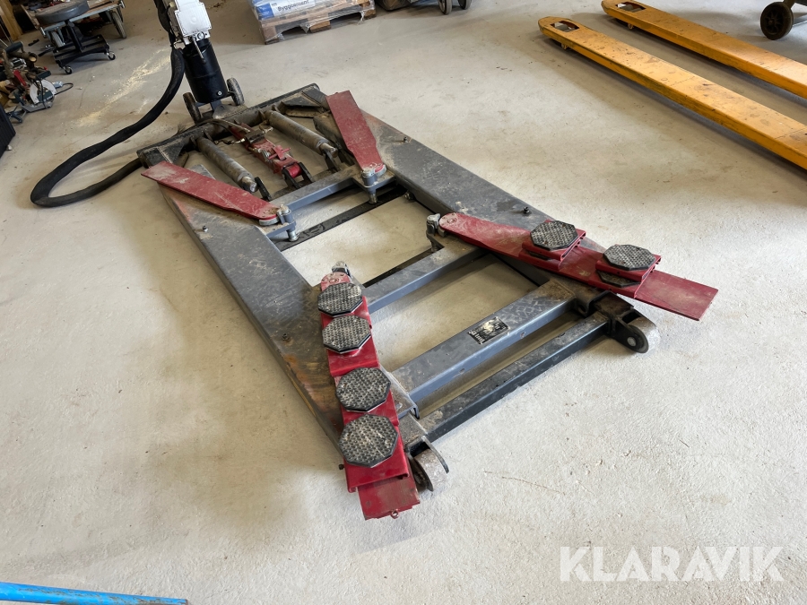 Saxlyft/Billyft Pela SF-K2800, Vänersborg, Klaravik auktione