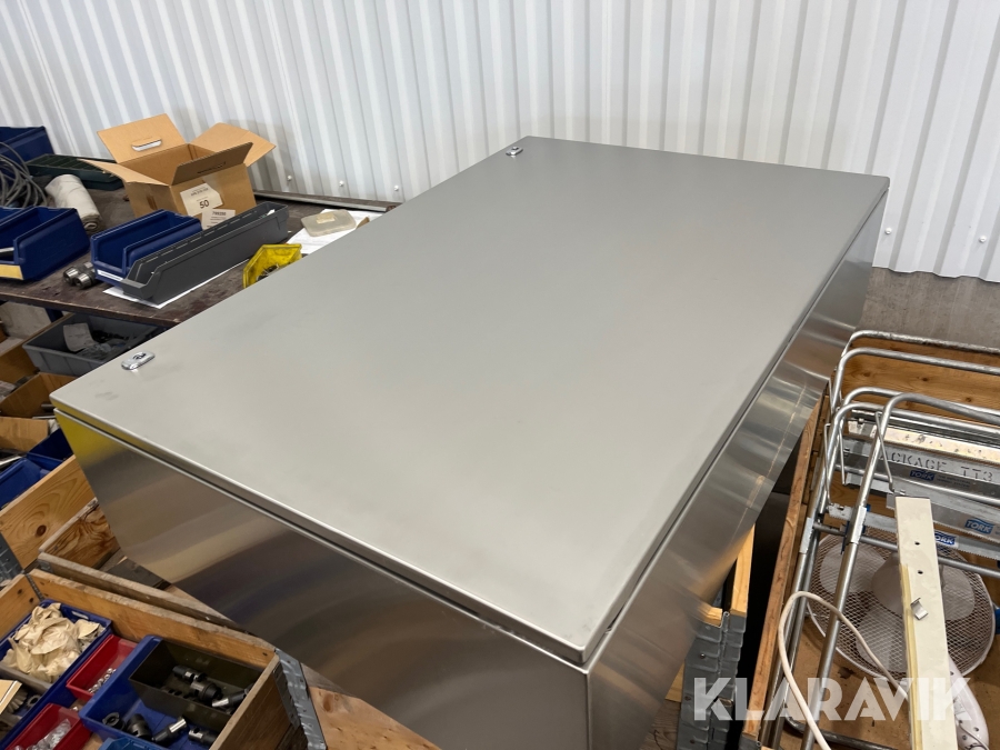 Plåtskåp Schneider Electric