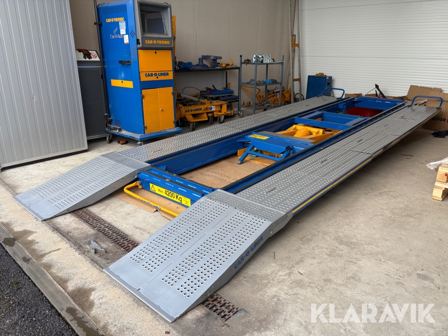 Riktbänk Car-o-liner Benchrack med digitalt mätsystem och tillbehör