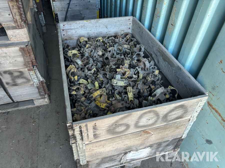 Kopplingar till ställning över 2500 st