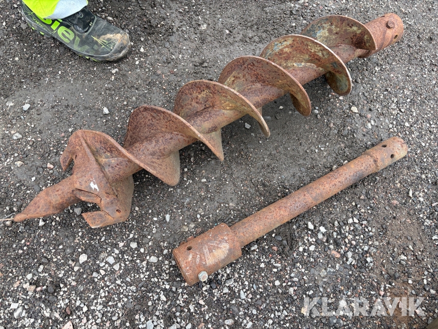 Borr med förlängare