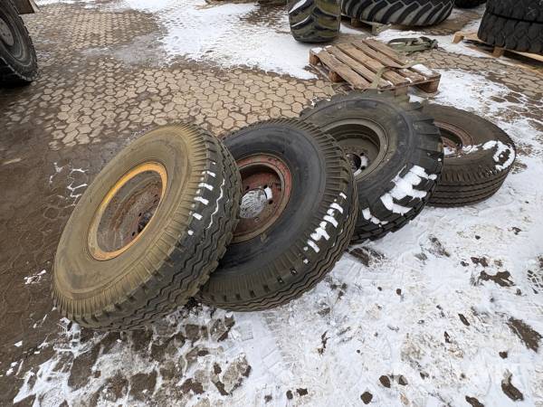 Entreprenaddäck Trelleborg, Good Year