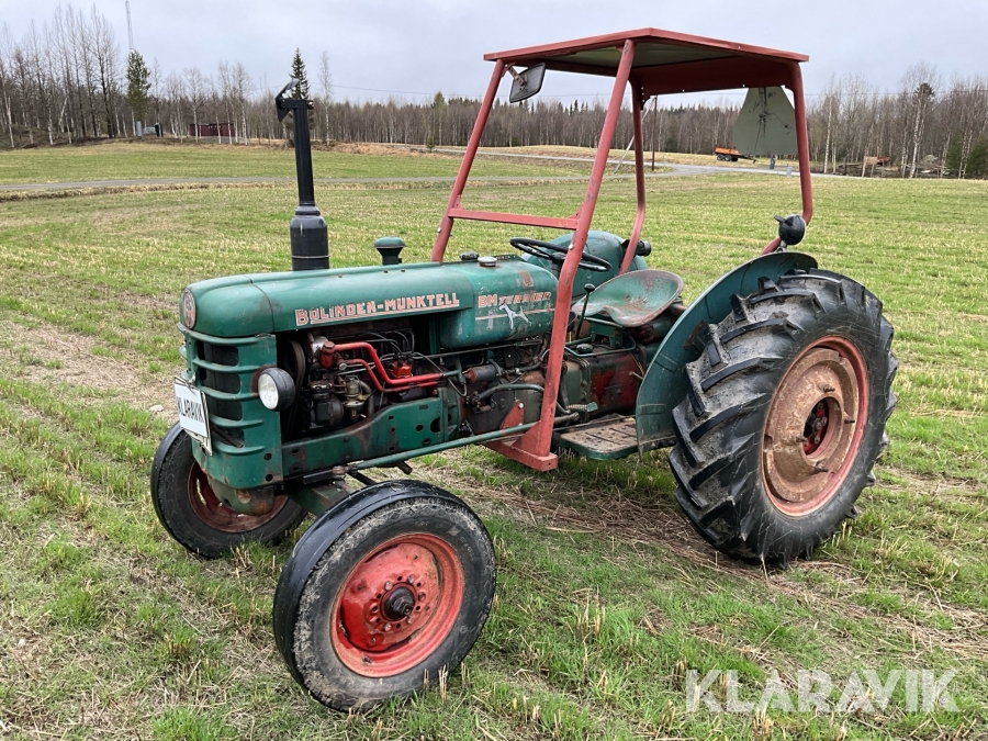 Veterantraktor Bolinder-Munktell BM 425 Terrier