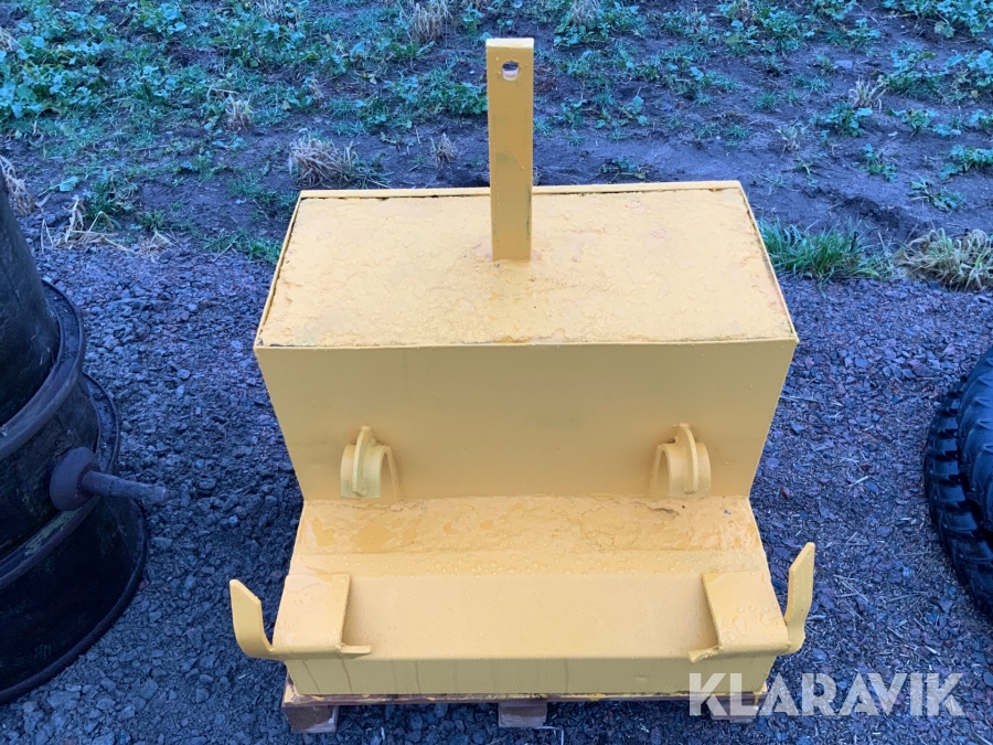 Bakvikt till traktor   c:a 500 kg