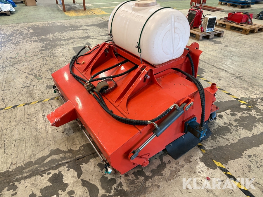 Sopaggregat Everun med uppsamlare och Trima fäste