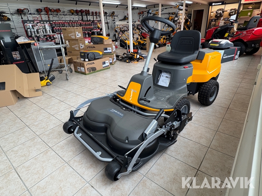 Åkgräsklippare Stiga Park 300 LC