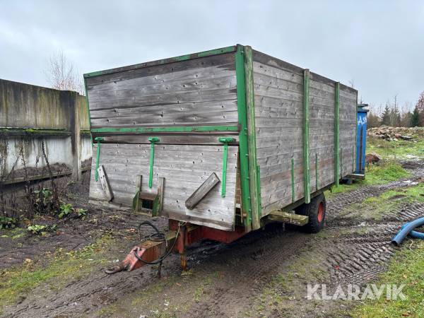 Tippvagn med löst flak