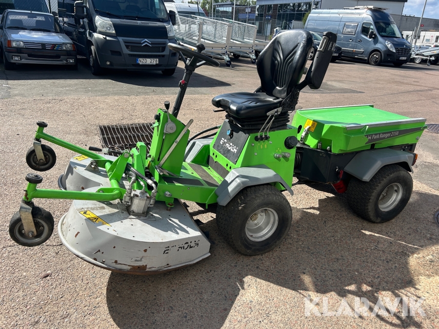 Redskapsbärare Egholm Park Ranger 2150 med hydrauliskt klippdäck