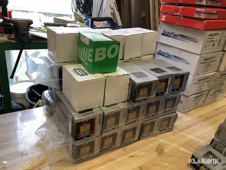 ca 9000 rostfria spik