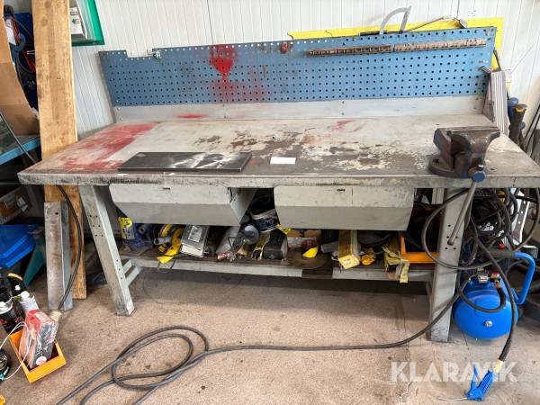 Verkstadsbord / arbetsbänk i plåt med lådor
