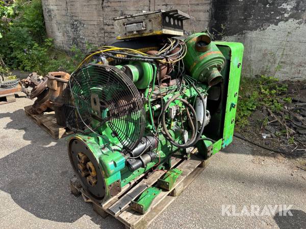 Motor på stativ CAT 3306DITA