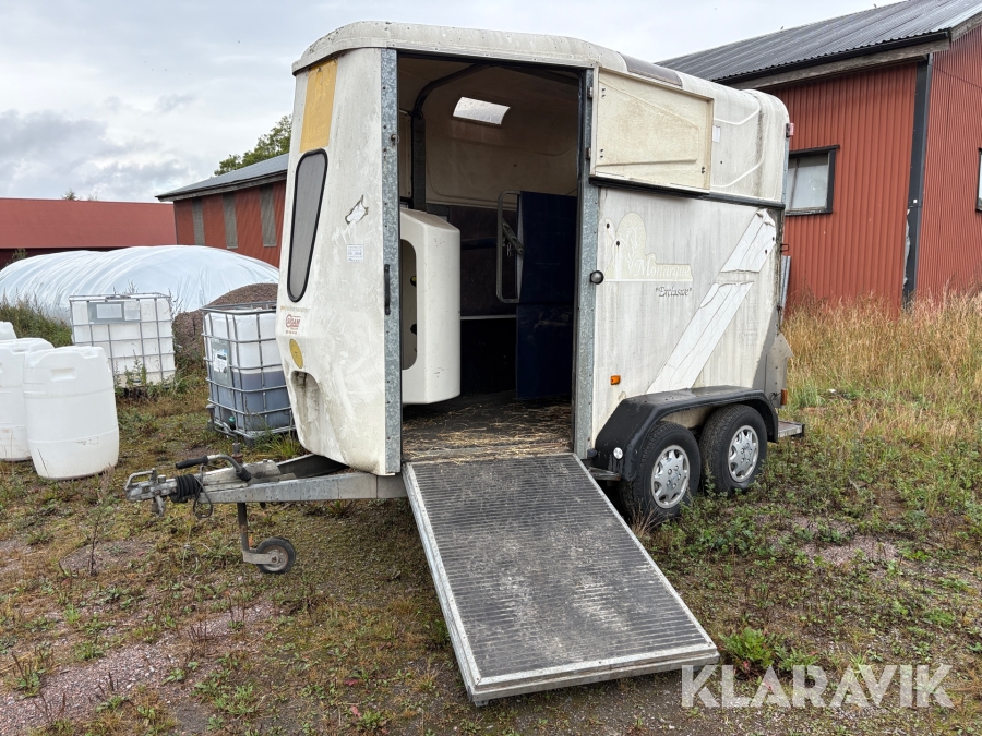 Hästtransport Indespension Monarque Exclusive