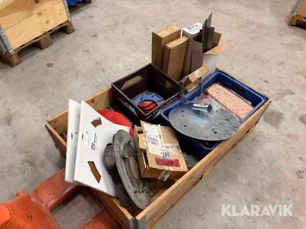 Diverse golvslipskivor & blad