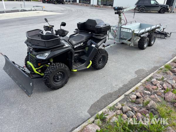 ATV Segway Snarler 600GL med kellfri timmerkärra gårdsharv och plog