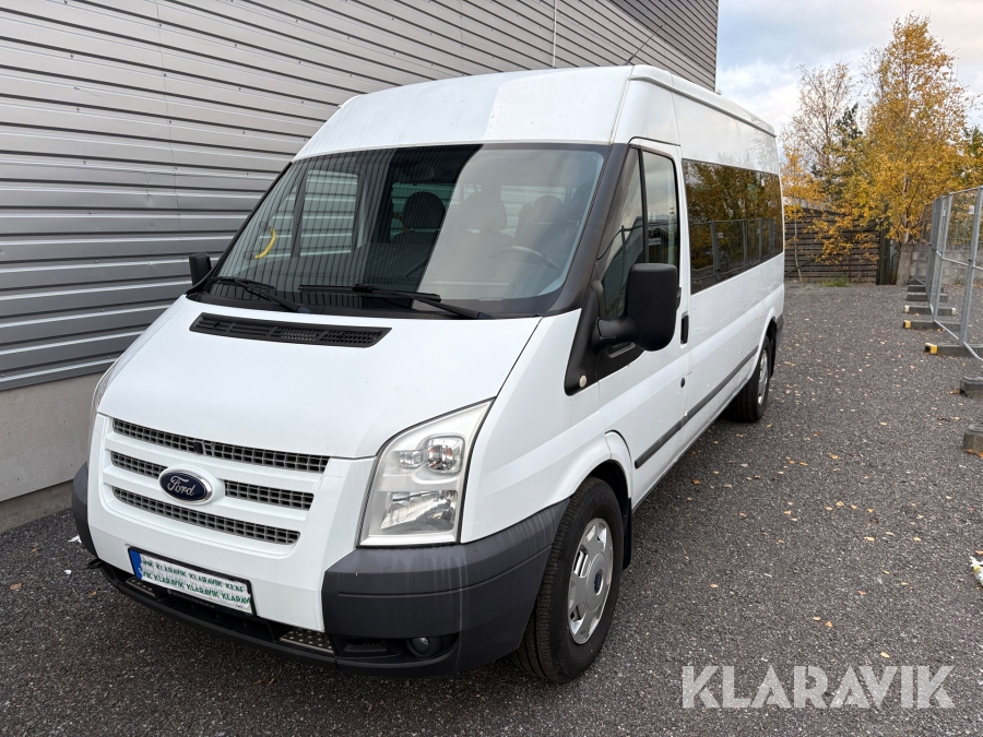 Buss Ford Transit