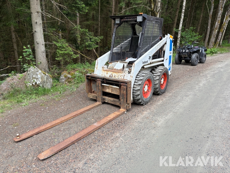Kompaktlastare Bobcat 743
