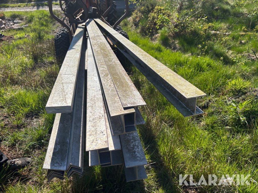 Aluminiumprofiler olika sorter 19st