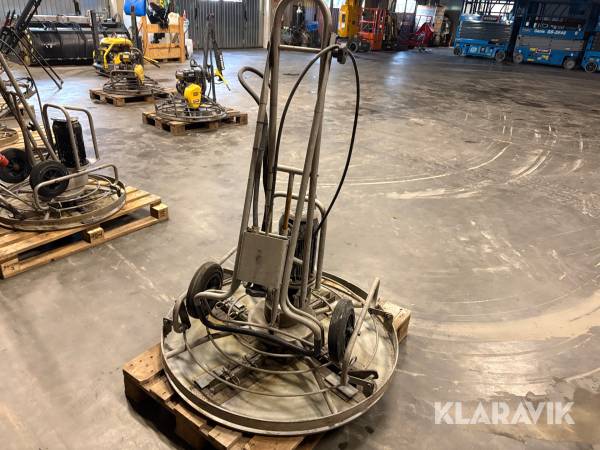 Glättare Dynapac BG42E