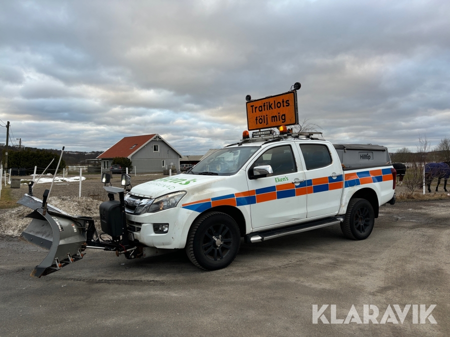 Pickup med vikplog och sandspridare Isuzu D-Max Crew Cab 2.5 4WD