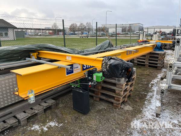 Travers Stahl Cranes 2000kg radiostyrd