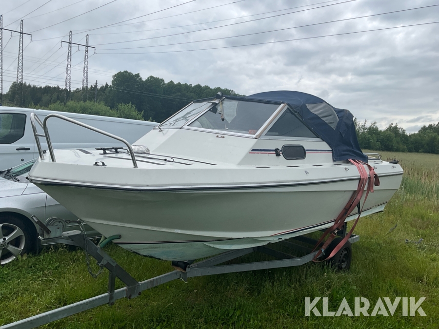 Motorbåt med Volvo penta B20