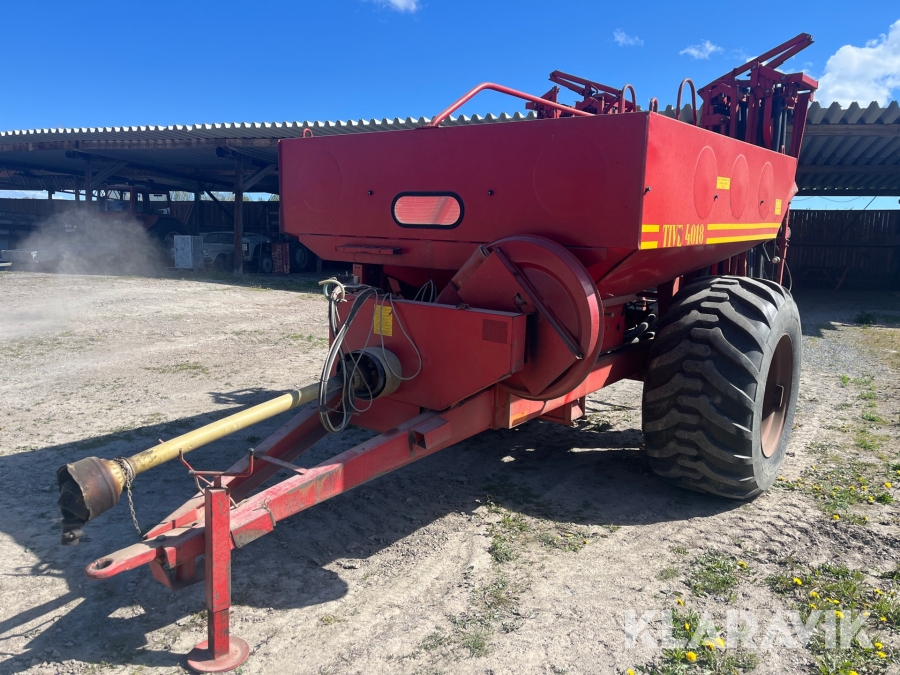 Gödningsspridare Överum Tive 4018